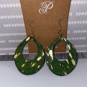 Plunder Green and Gold Teardrop Earrings